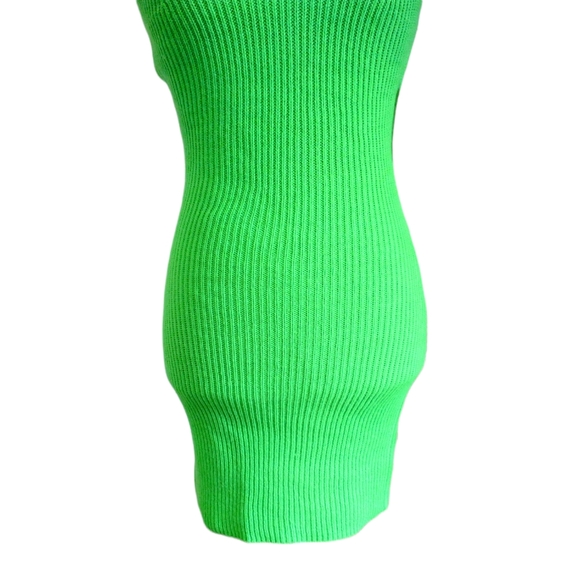 NWT Almost & Famous Green Knitted Dress - Picture 8 of 16